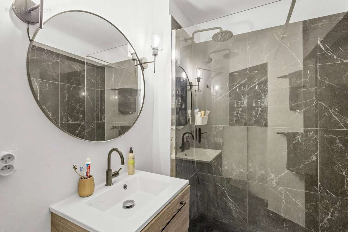 Appartement à LE CANNET