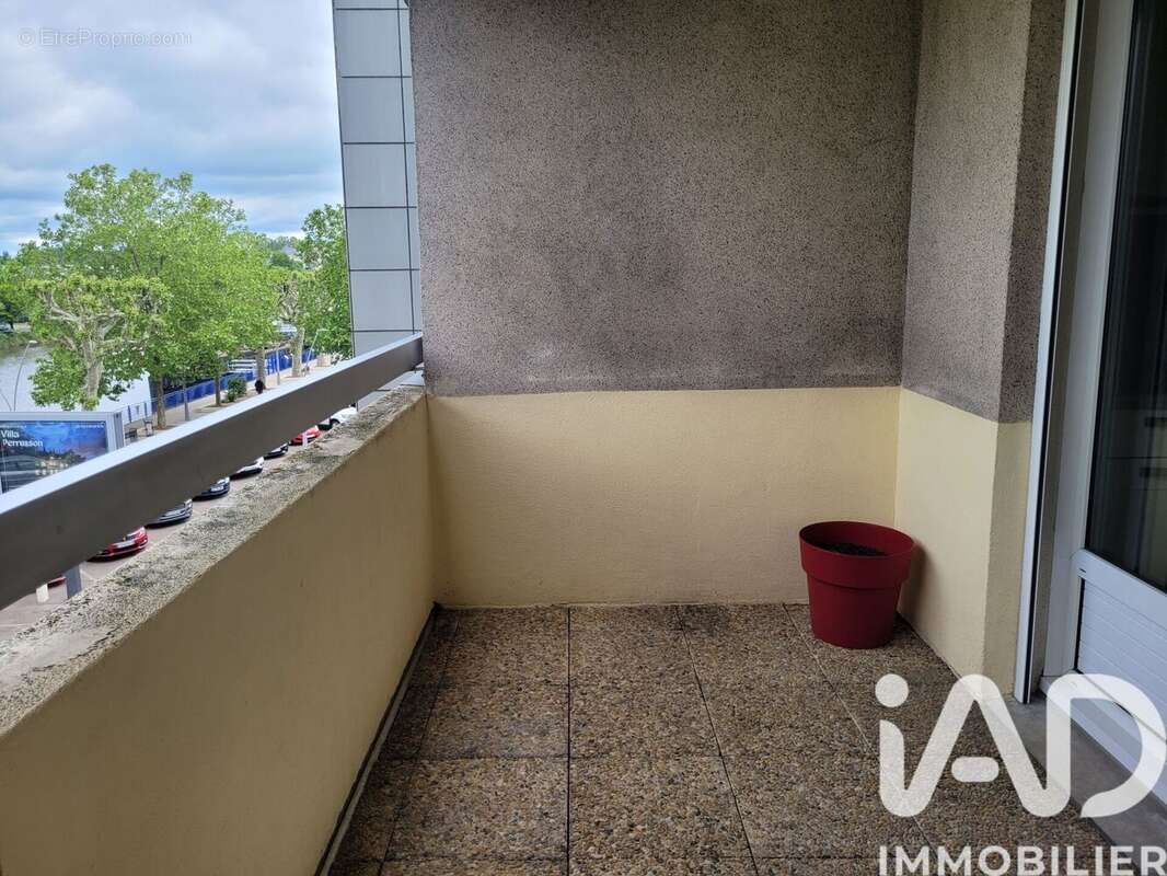 Photo 3 - Appartement à MONTCEAU-LES-MINES
