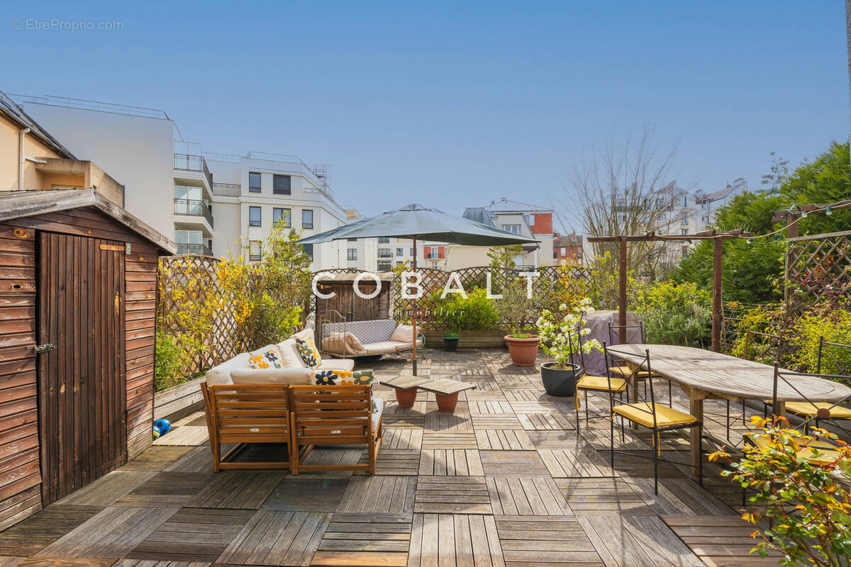 Appartement à SURESNES