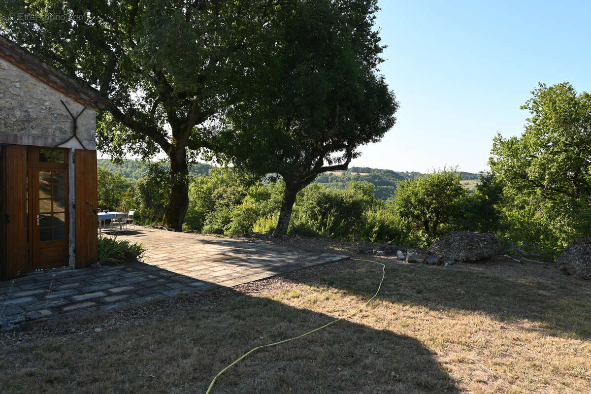 Maison à LAROQUE-TIMBAUT