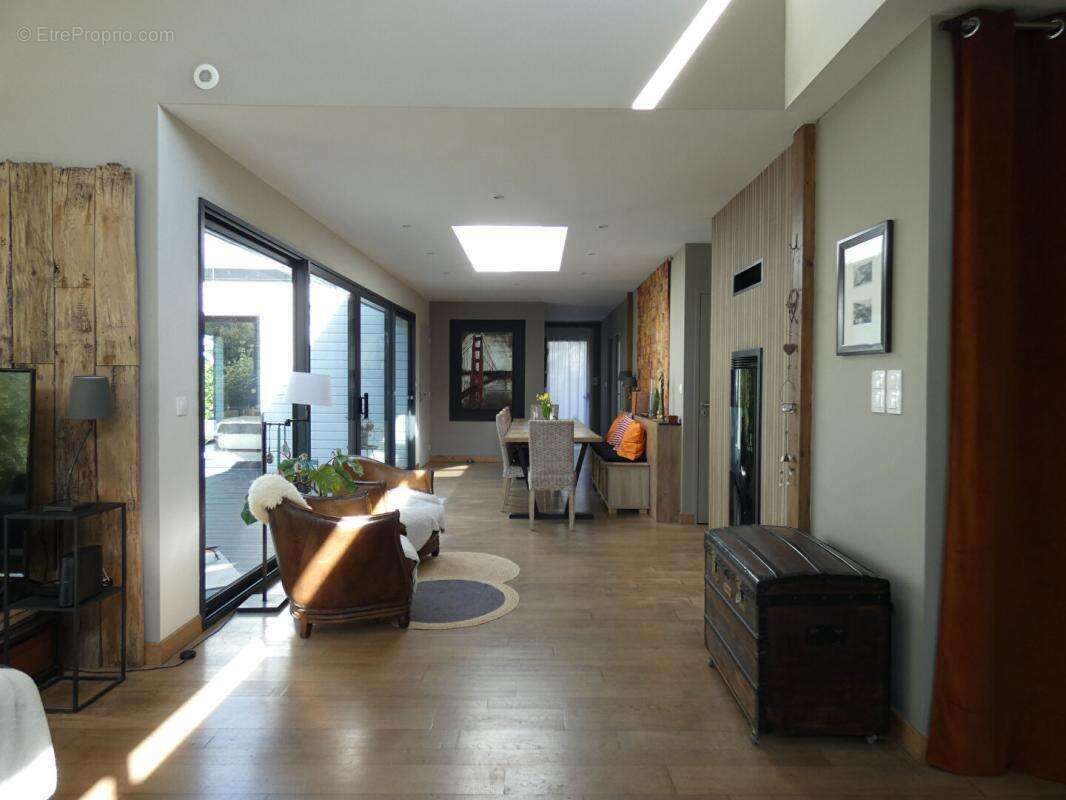 Maison à SAINT-PIERRE-DE-PLESGUEN