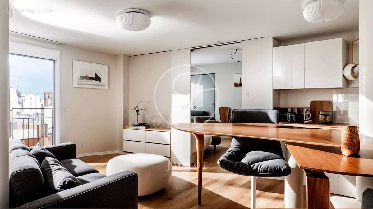 Appartement à PARIS-18E