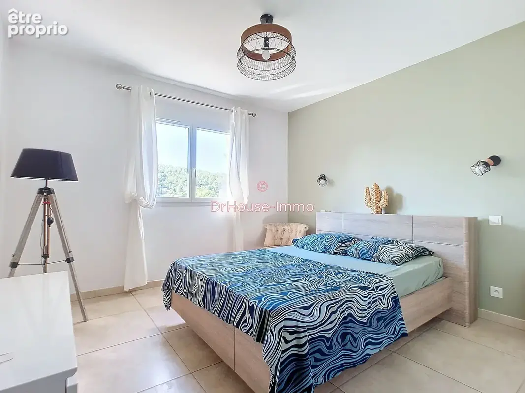 Maison 5 pièces 108 m² à vendre à Roquevaire (13360) - photo 9