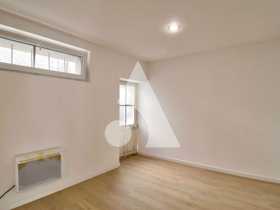 Maison à BEAUMONT-DE-PERTUIS