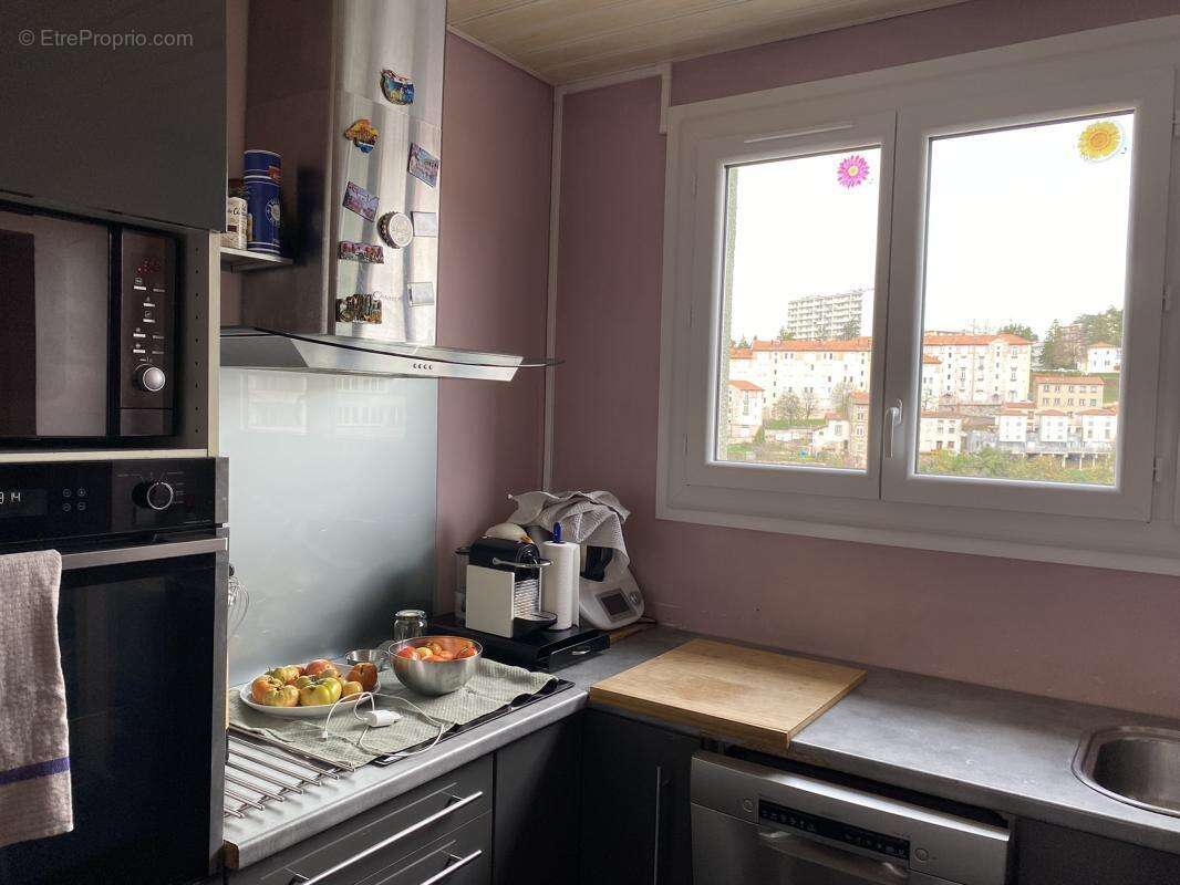 Appartement à SAINT-ETIENNE