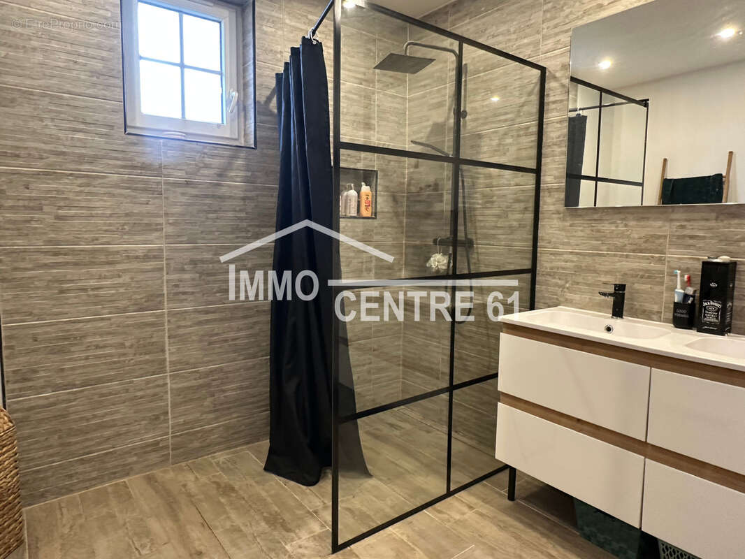 Maison à LA FERTE-MACE