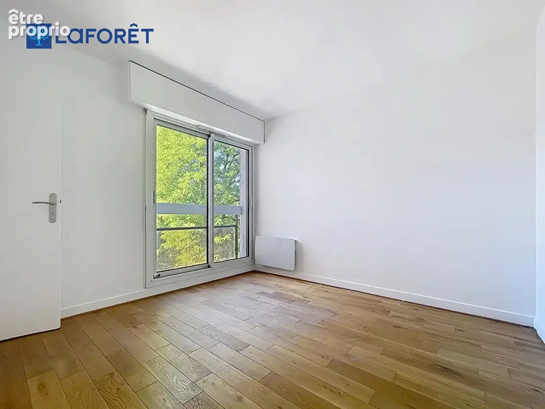 Superbe Appartement / Saint-Germain-en-Laye - 5 pièces - 108 m² - photo 10