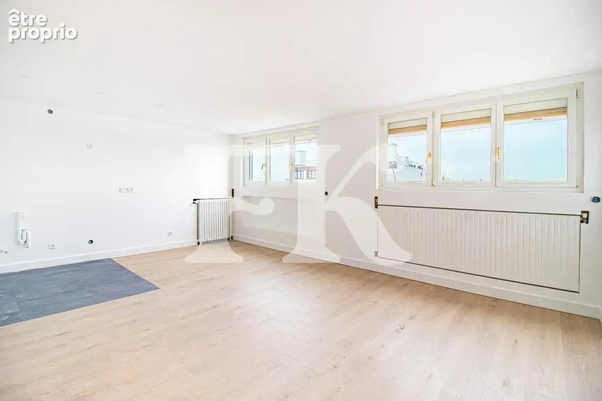 Appartement RÉNOVÉ - 3 Pièces - 2 Chambres - photo 2