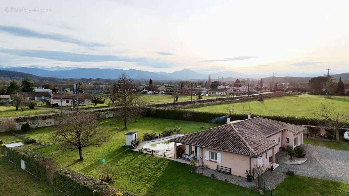 Maison à SAINT-MARTORY