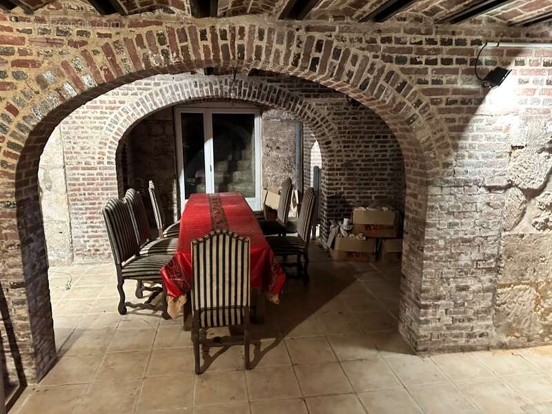 Maison à SAINT-OUEN-DE-THOUBERVILLE