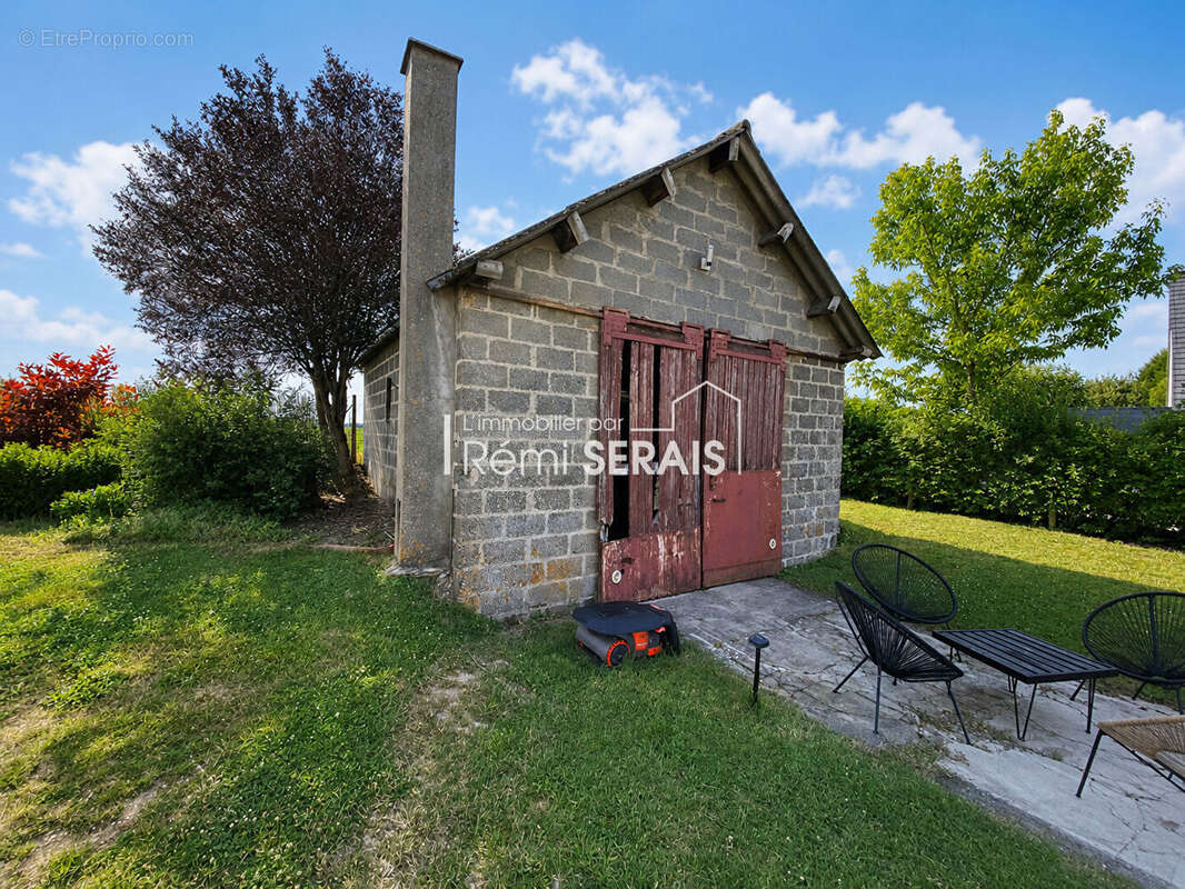 Maison  de caractère avec dépendances -  Sarceaux - photo 14