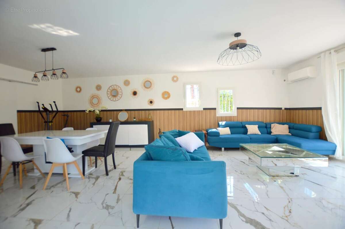 Maison à CASTELNAU-LE-LEZ