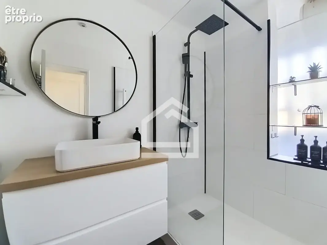 Appartement 3 pièces 67m2 entièrement rénové au coeur du centre-ville de Mérignac - photo 8