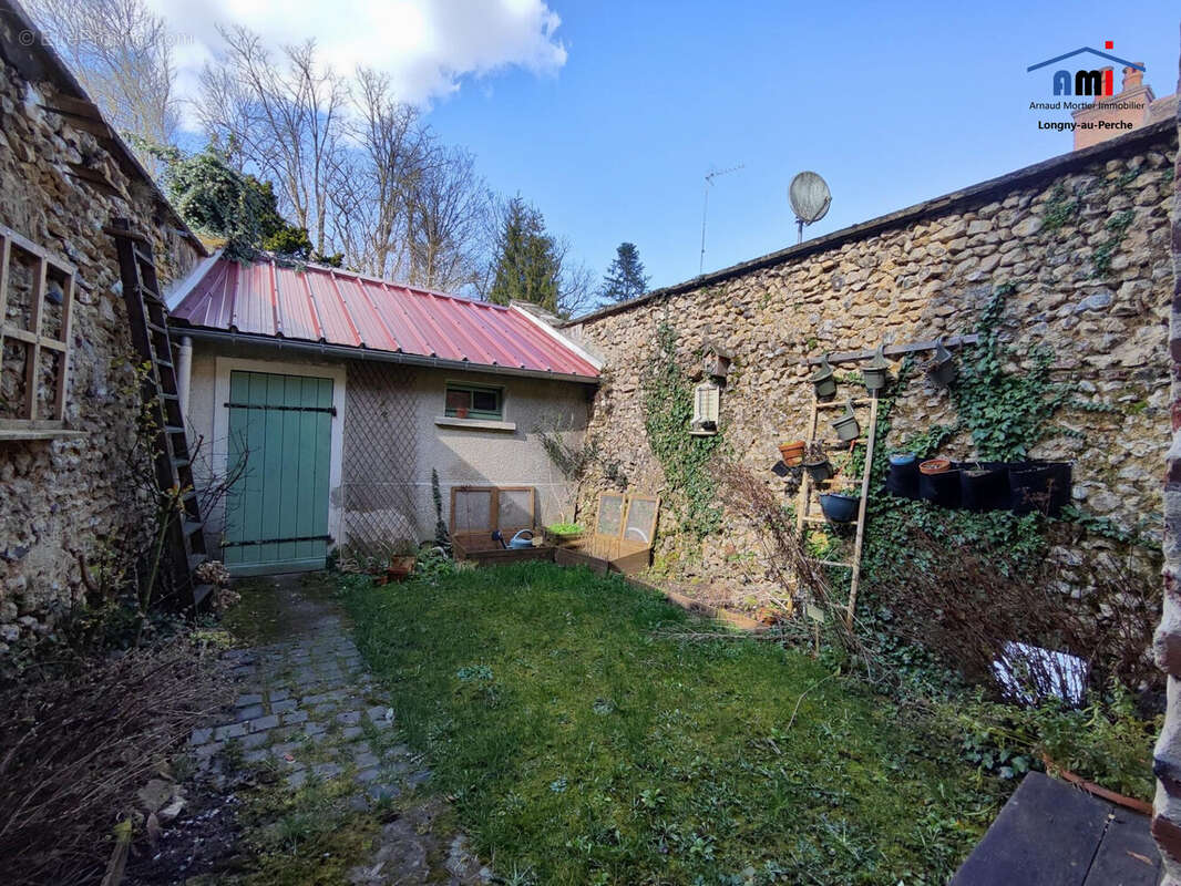 Maison à LONGNY-AU-PERCHE