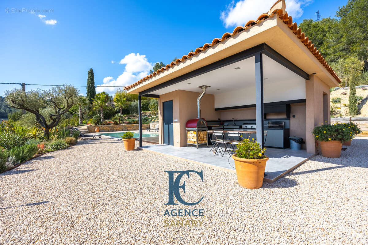 Maison à LA CADIERE-D&#039;AZUR