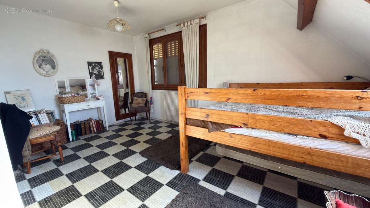 Maison à NEUILLY-PLAISANCE