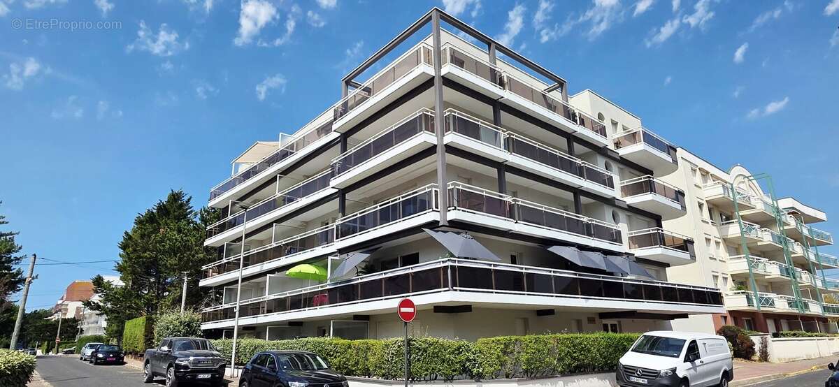 Le Touquet : secteur Pinède : T2 cabine avec large balcon / cave et parking - photo 6