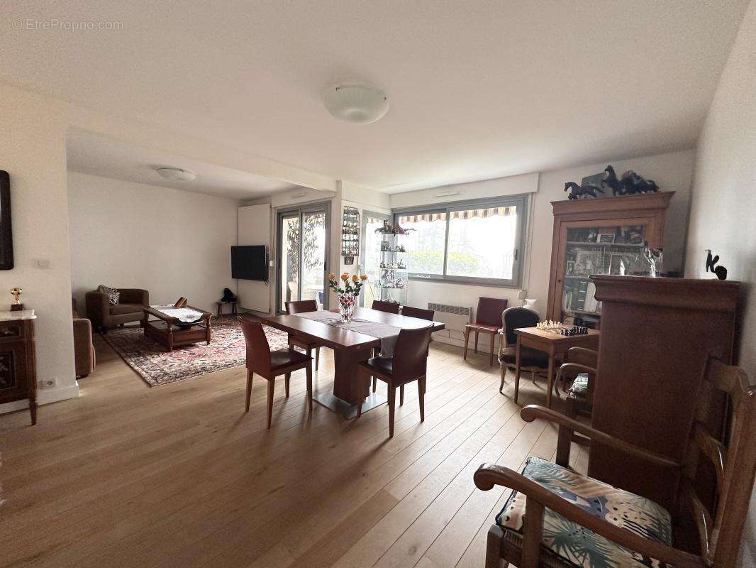 Appartement à CALUIRE-ET-CUIRE
