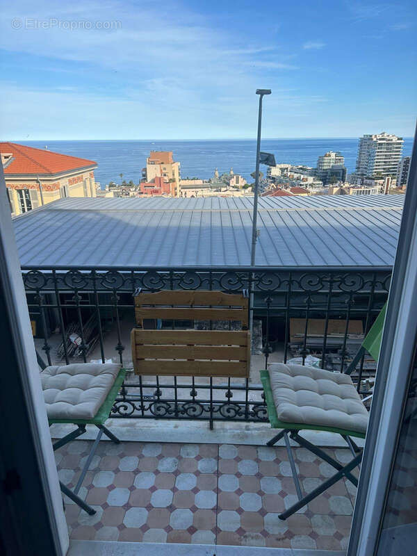 Appartement à BEAUSOLEIL