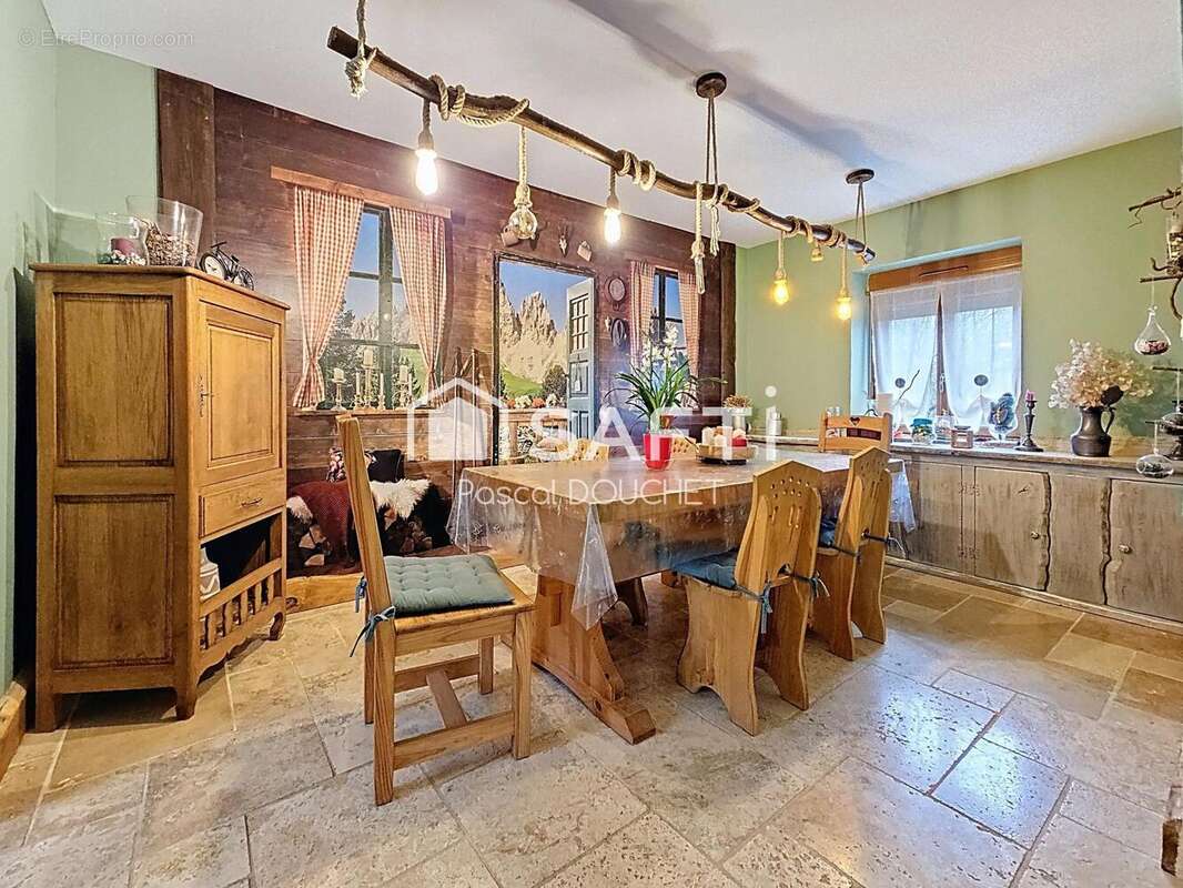 Photo 3 - Maison à CHATEAU-THIERRY
