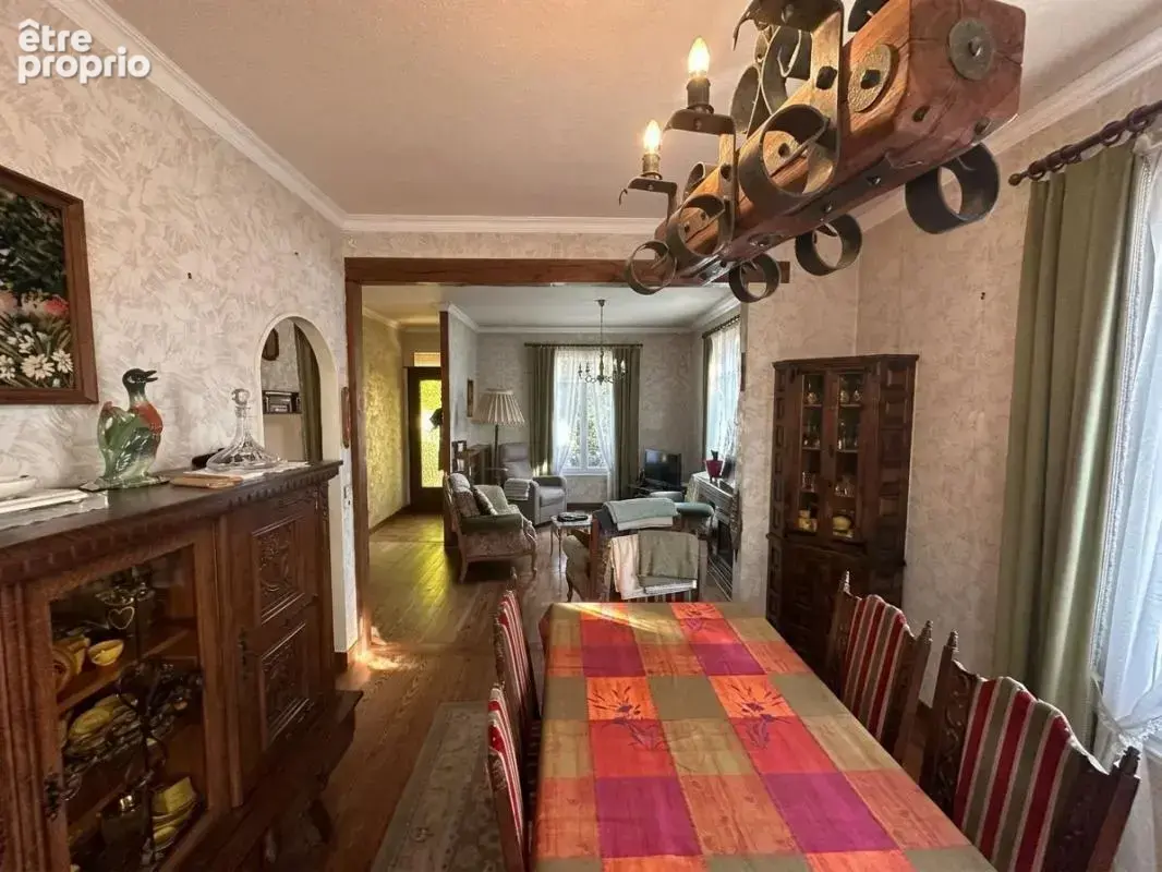 Maison T5 avec beaucoup de cachet et grande dépendance - photo 3