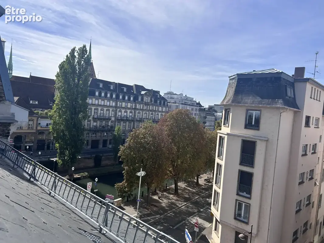 Duplex de caractere- 4 pieces dernier etage avec ascenseur -strasbourg centre 120 m2 au sol - photo 3