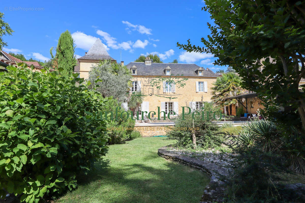 Maison à SARLAT-LA-CANEDA