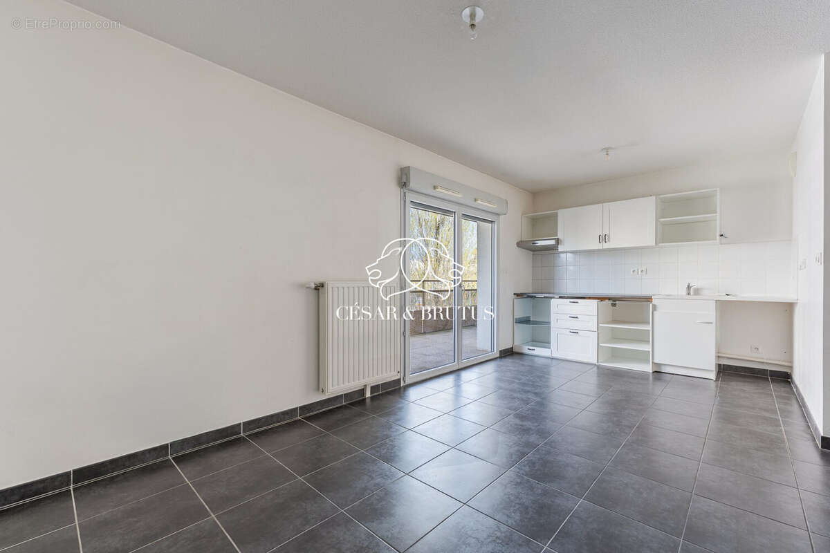 Appartement à LYON-8E