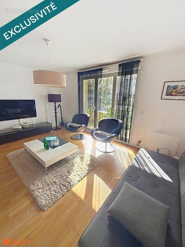 Photo 1 - Appartement à LE PLESSIS-ROBINSON