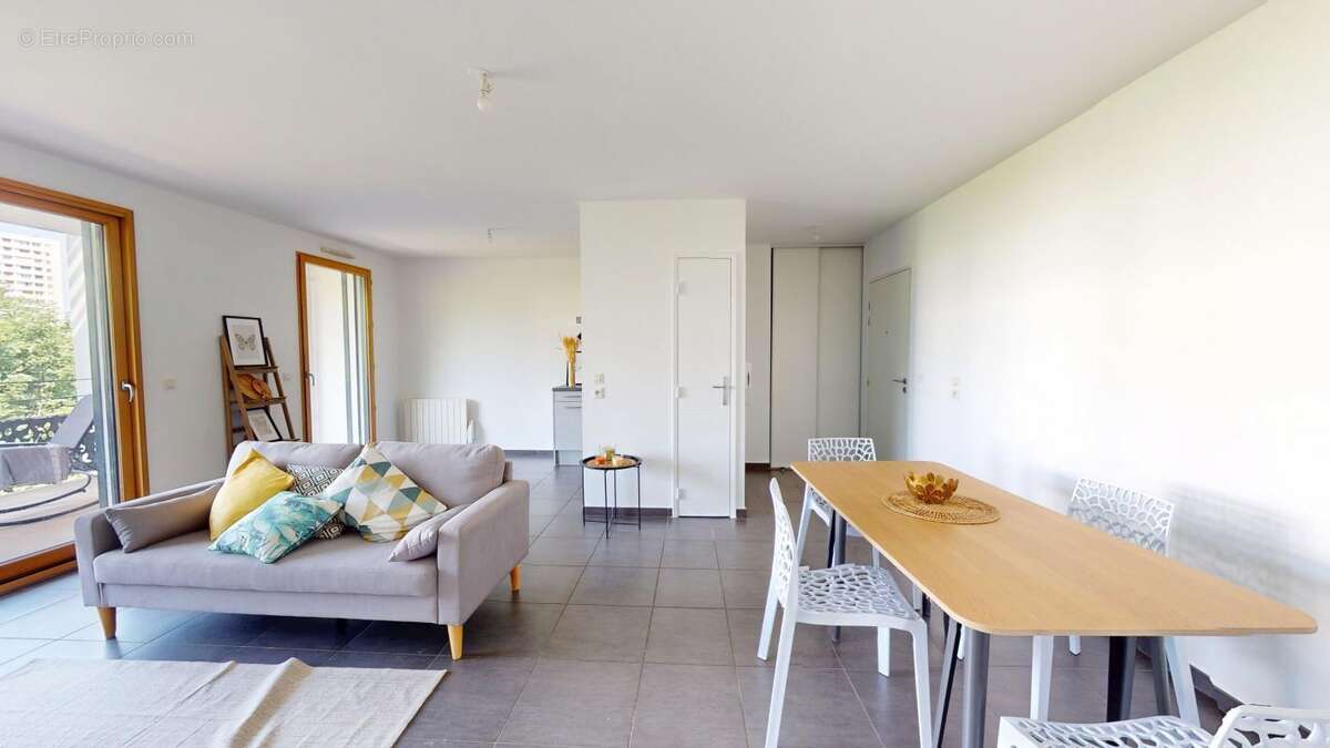 Appartement à LYON-5E