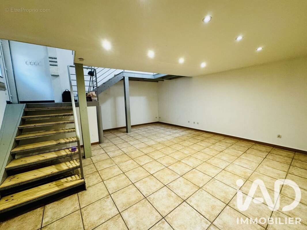 Appartement 127 m² à Auberives-Sur-Vareze  - photo 5