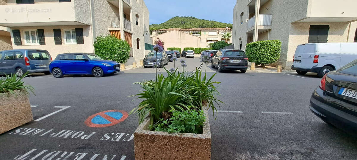 Appartement à SAINT-CYR-SUR-MER