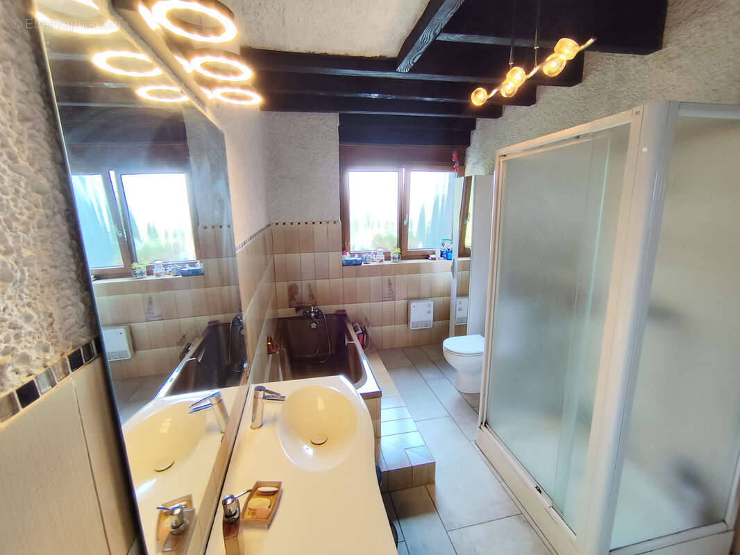 Maison à SAINT-MARTIN-LA-PLAINE