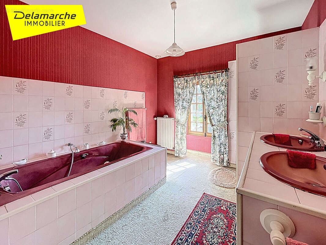 Maison à SAINT-SAMSON-DE-BONFOSSE