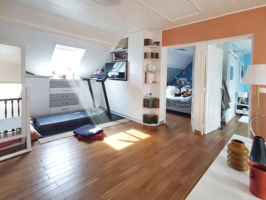 Maison à MAGNY-LES-HAMEAUX