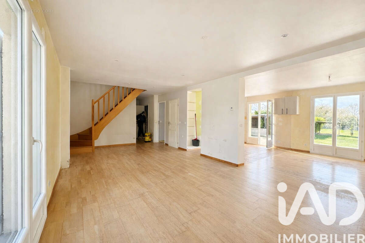 Photo 4 - Maison à VILLEBLEVIN