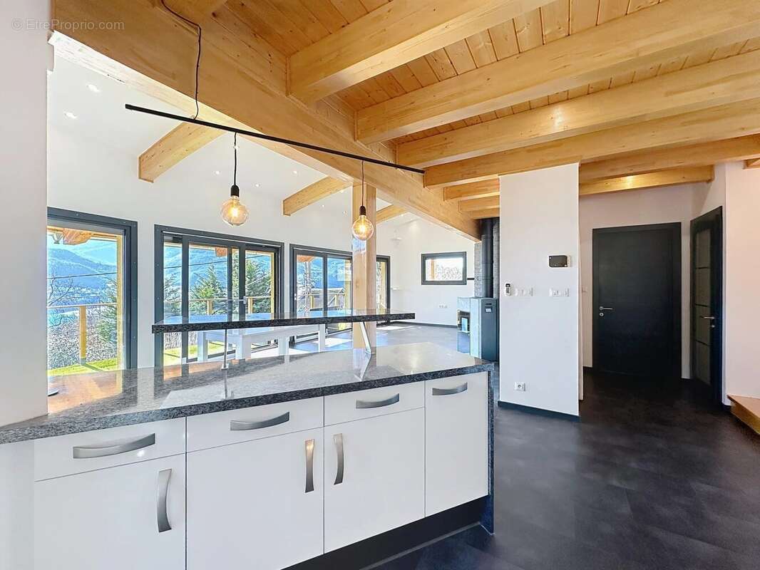 Maison à SAVINES-LE-LAC