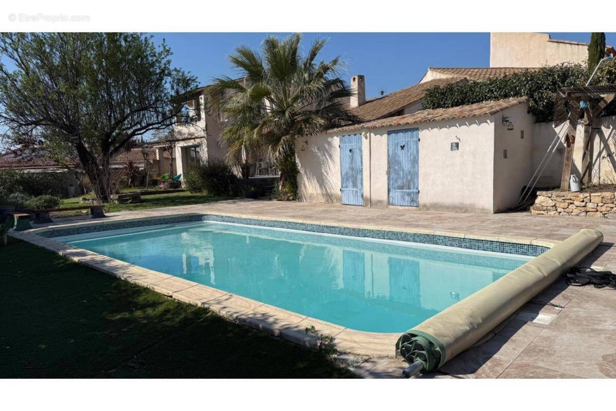 Maison à LA FARE-LES-OLIVIERS