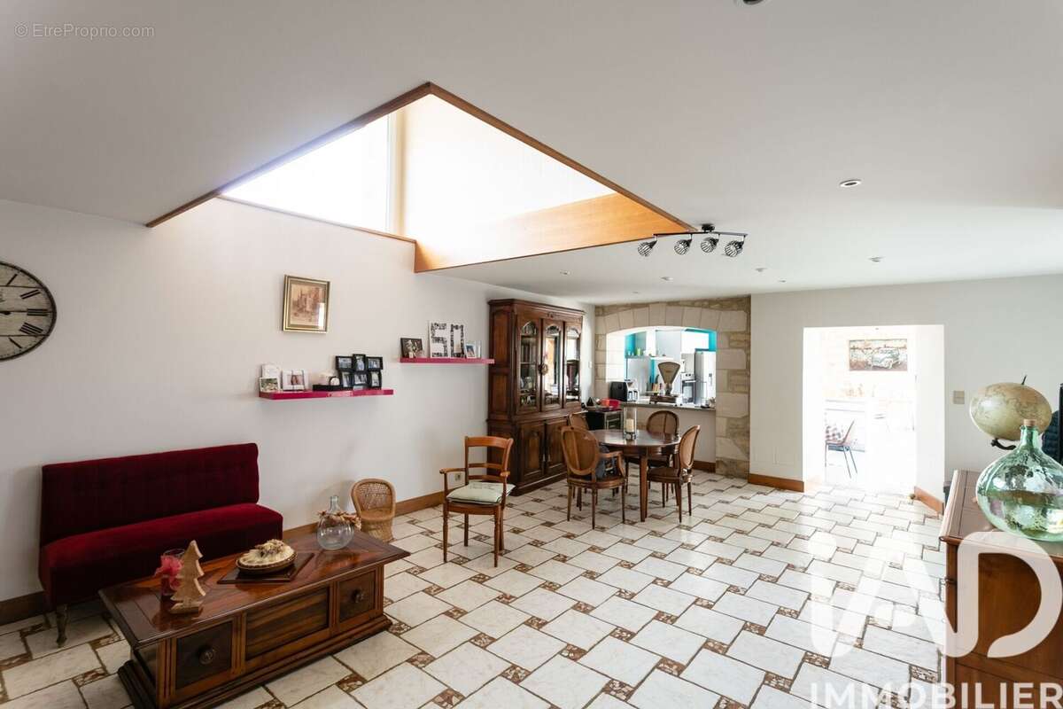 Maison 279 m² à Beauregard-De-Terrasson  - photo 6
