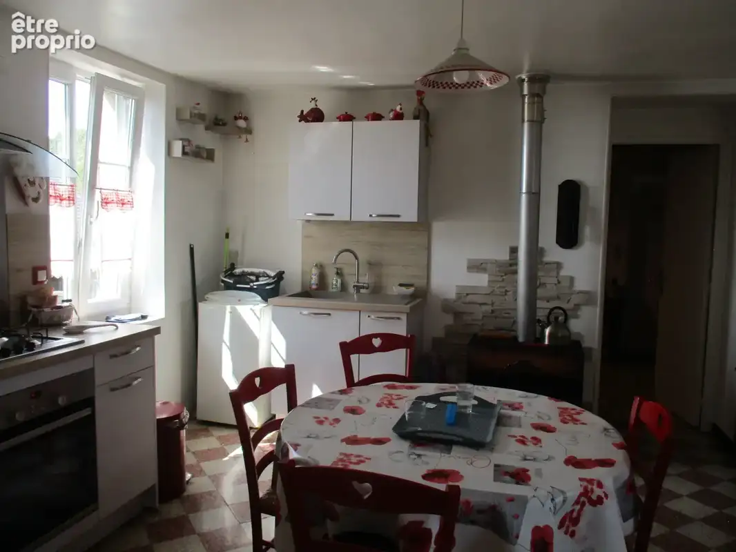Morvan / Villapourcon, Maison De Style Longere Avec Dependances  - photo 7