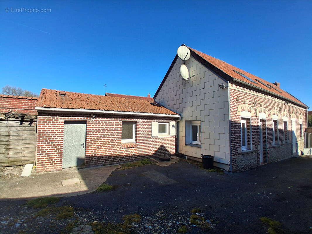 Maison à BUCQUOY