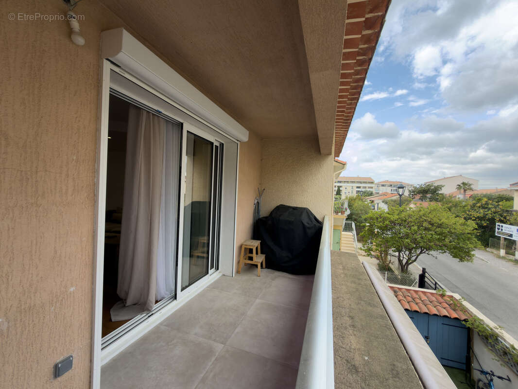 Appartement à LA LONDE-LES-MAURES