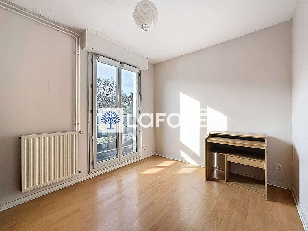 Appartement à MIRIBEL