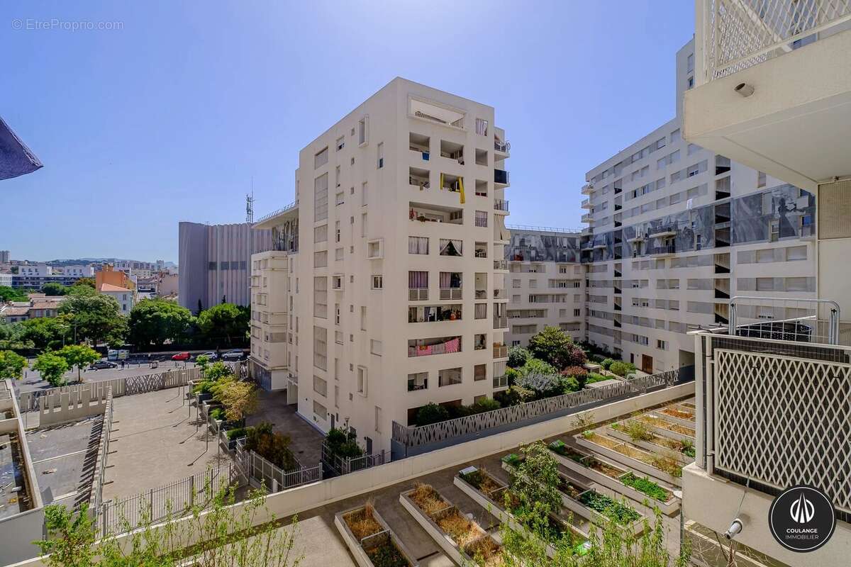 Appartement à MARSEILLE-3E