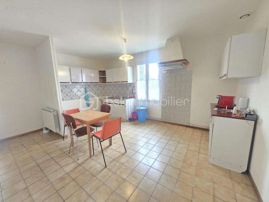 Joli pavillon de plain-pied de 77m² à Sougy sur Loire - photo 6