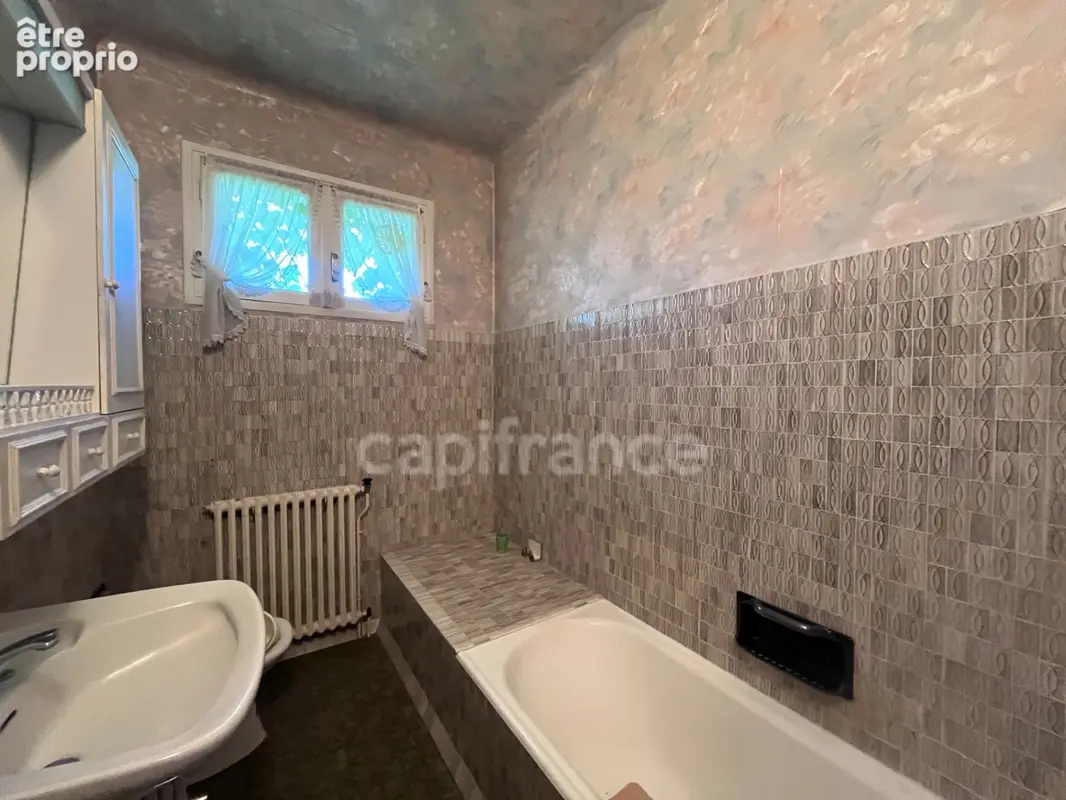 Belle maison traditionnelle d'architecte à TARBES - photo 9