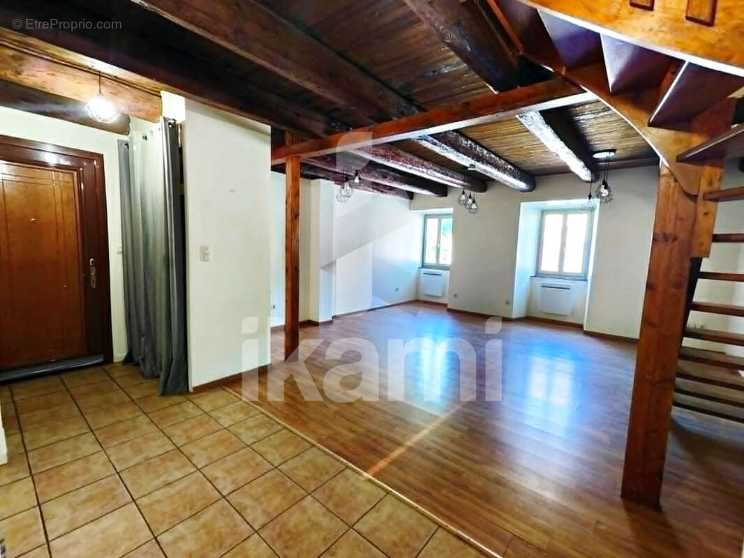 Appartement T4 de caractère, 3 chambres, cave - photo 4