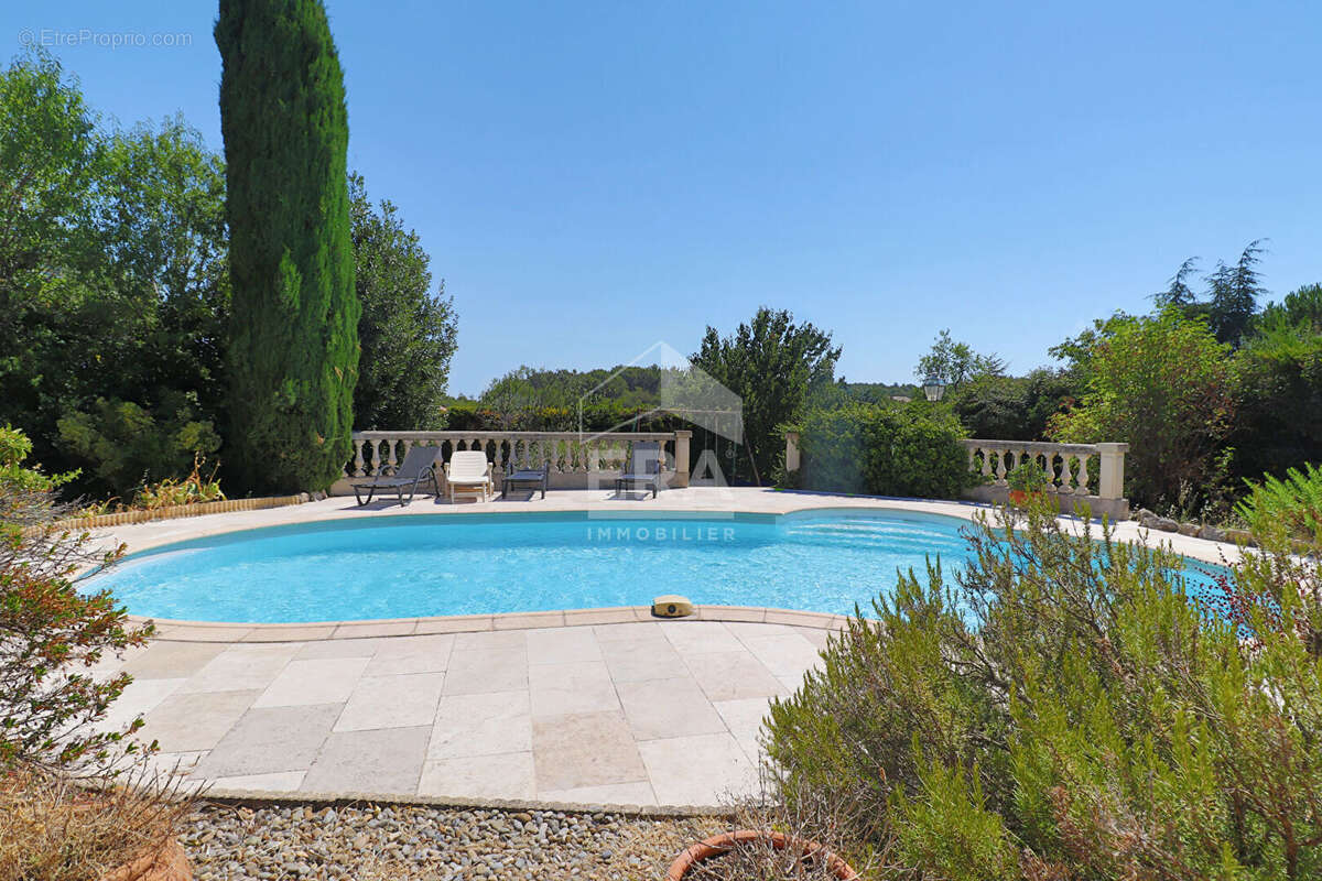 Maison 137m² à saint-savournin - photo 2