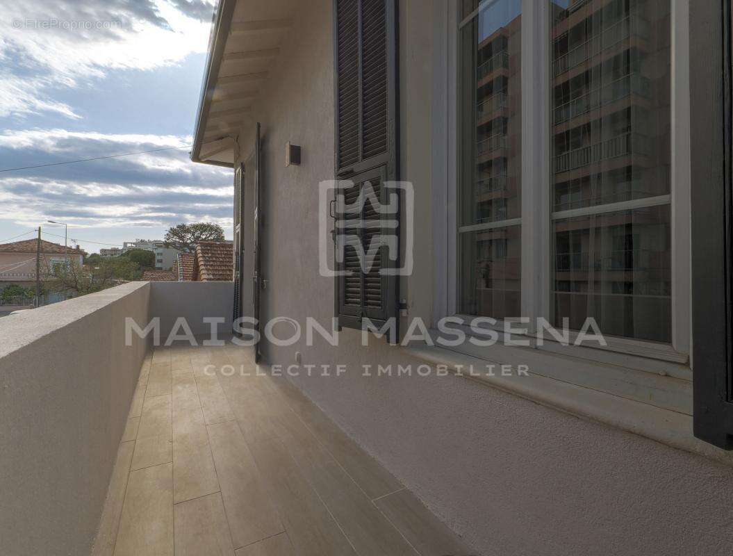 Maison à CAGNES-SUR-MER