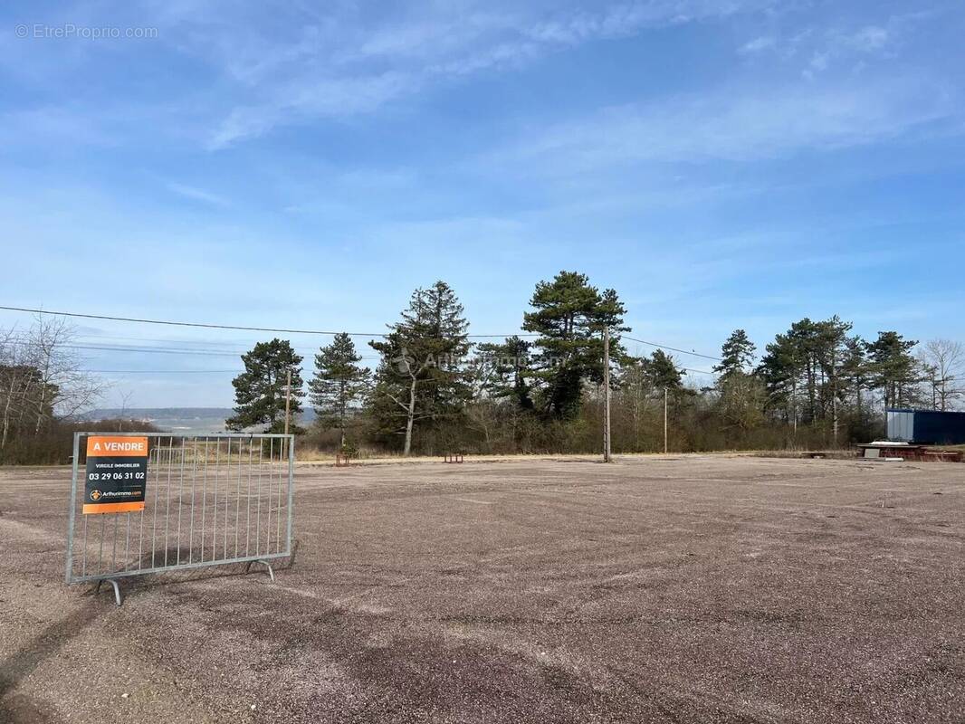 Terrain à MARTIGNY-LES-GERBONVAUX
